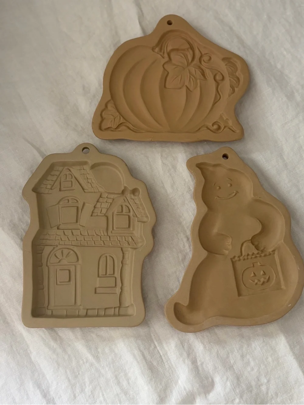 Vintage brown bag\Wilton Halloween pumpkin ghost house stoneware cookie molds